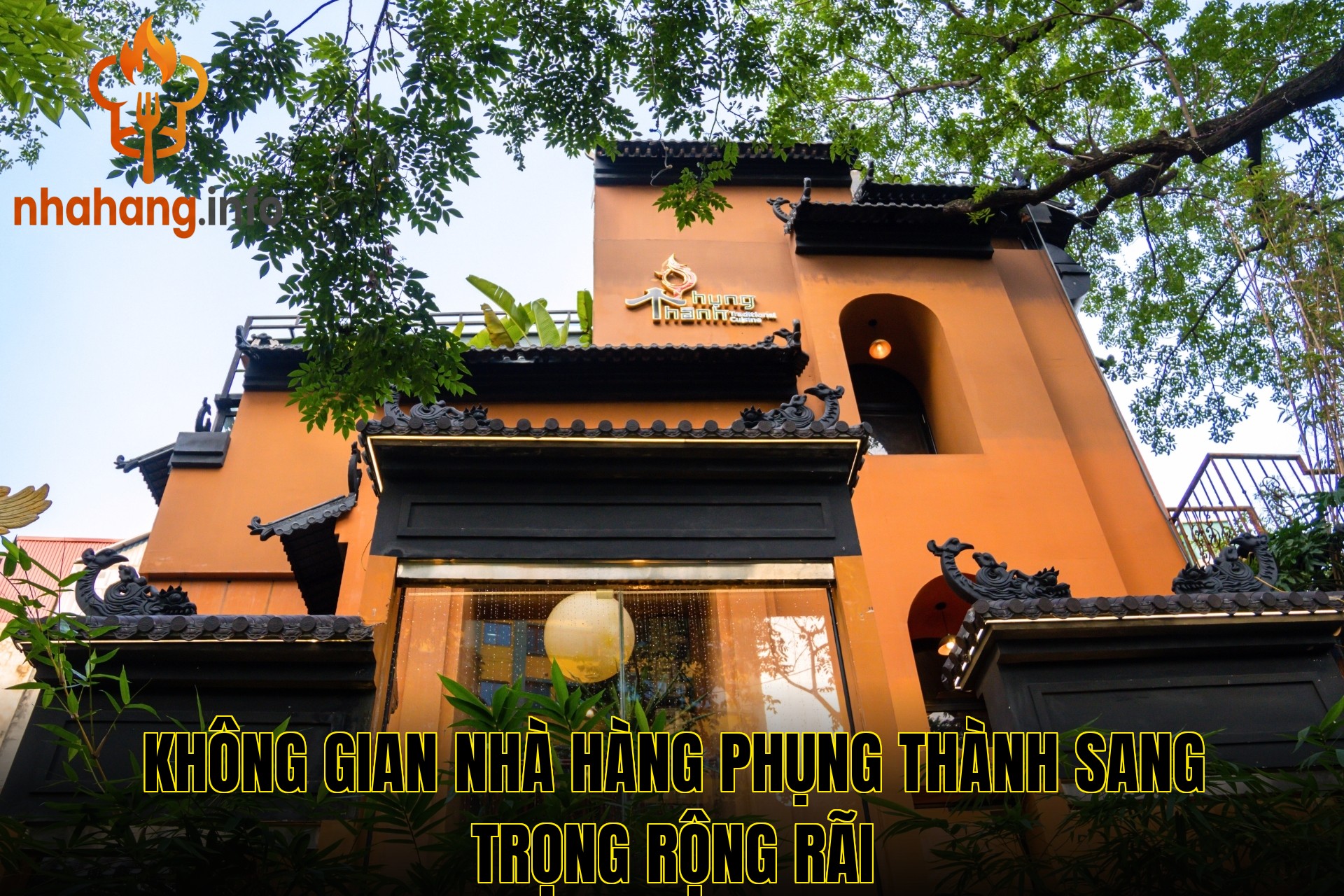 Không gian nhà hàng Phụng Thành sang trọng rộng rãi
